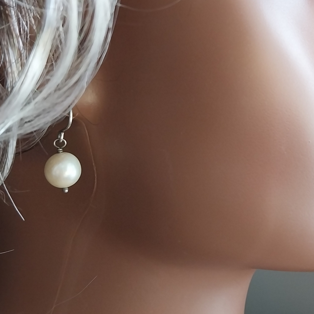 Sterling Silver Freshwater Pearl Drop Earrings - Picture 3 of 12